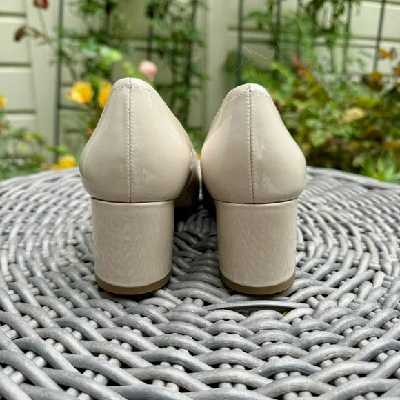 Kate Spade Beverly Bow Pump Patent Tusk Sz 7.5 - Picture 6 of 10